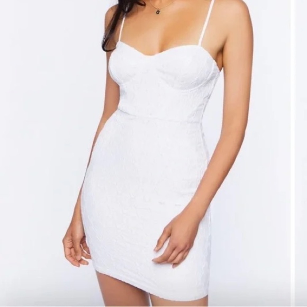 Forever 21 White Sweetheart Lace Mini Dress Size 2X